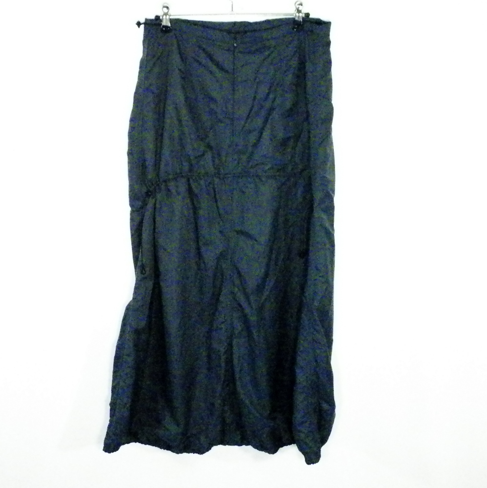 Jupe Grise COP COPINE Taille Estimée 36 Bon état -  reconditionné disponible sur Label Emmaüs